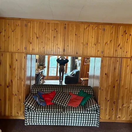 Rocca Di Mezzo Apartment